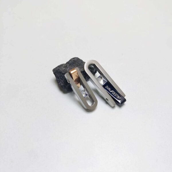 jodi pendant