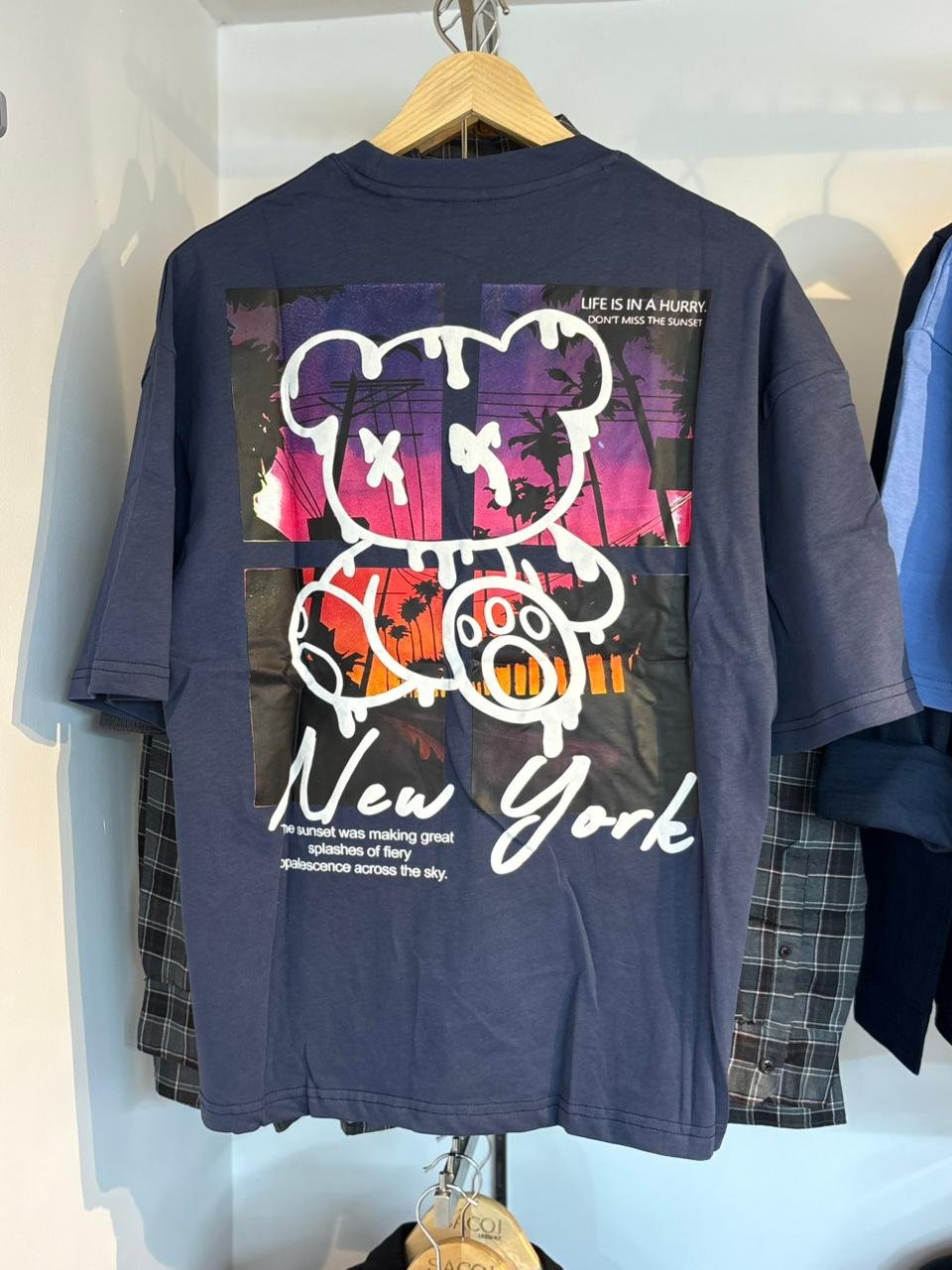 SR Oversized T-shirt - Large - Image 11